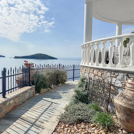 Ourania's Mansion Skiathos stad