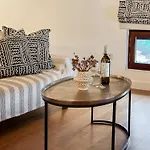 Ourania's Mansion بيت ضيافة مدينة سكياثوس