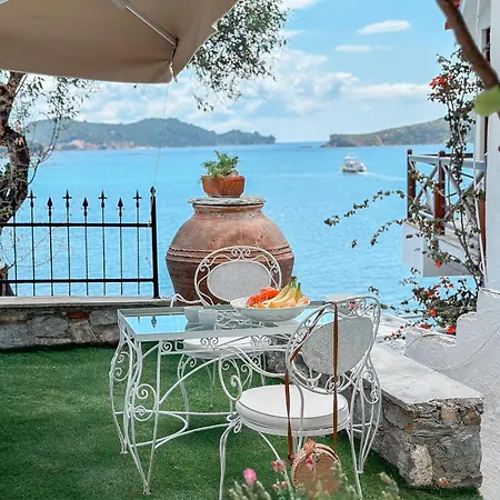 Ourania's Mansion Gasthuis 4*