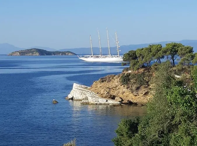 Guest house Ourania's Mansion 4*