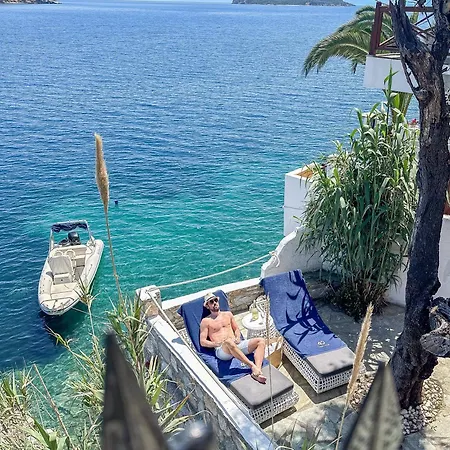 بيت ضيافة Ourania's Mansion 4*